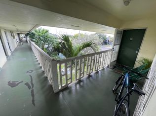 1350 E Sample Rd APT 301, Pompano Beach, FL 33064