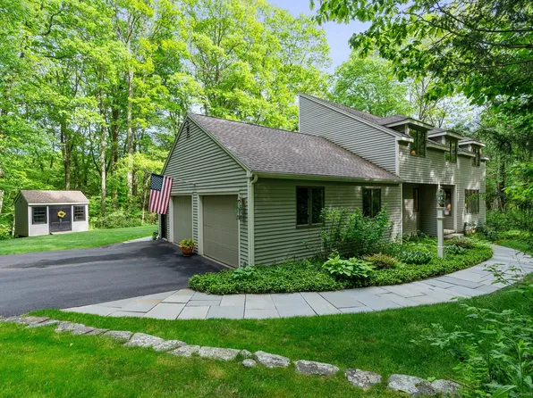 74 Deer Run, Burlington, CT 06013