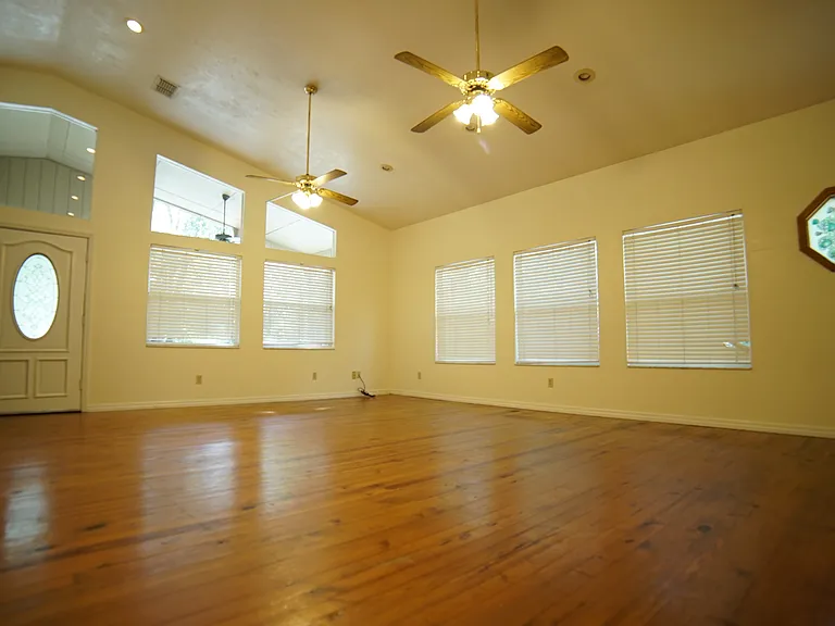 3615 SE 33rd Way — Photo 13