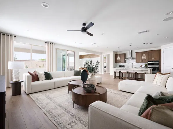 29680 Cliff Park Dr, Menifee, CA 92584