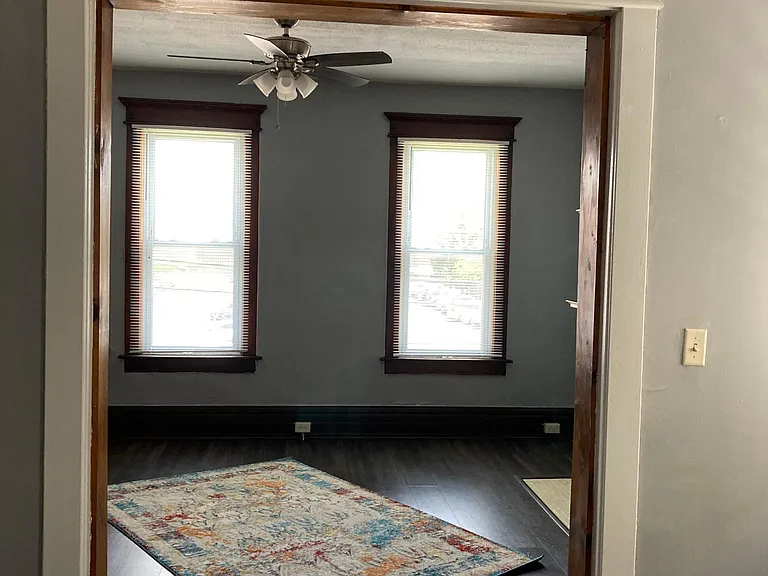 1441 E Long St #C — Photo 2