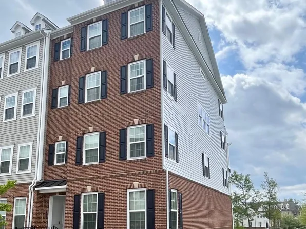 9455 James Macgowan Ln Unit 429, Owings Mills, MD 21117