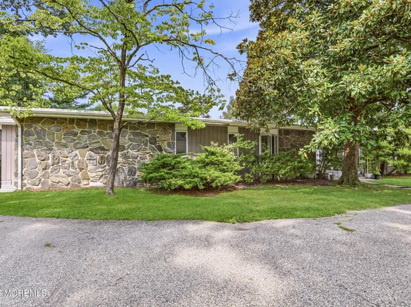 408 S Lake Drive, Lakewood, NJ 08701