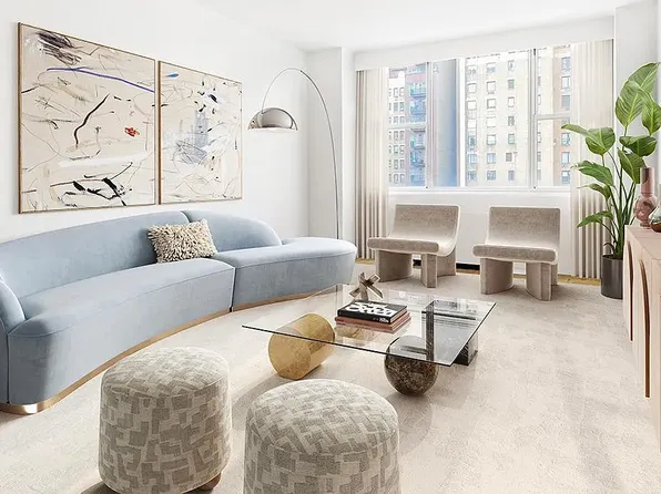 300 E 56th St, New York, NY