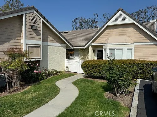 25671 Lawton Ave Photo 1