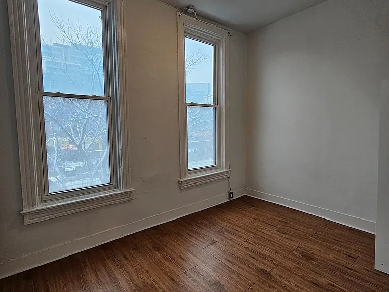 437 Spadina Ave #2 — Photo 14