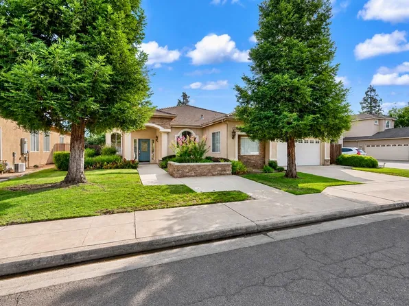 9514 N Larkspur Ave, Fresno, CA 93720