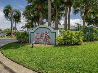 105 Wading Bird Cir APT 104, Naples, FL 34110