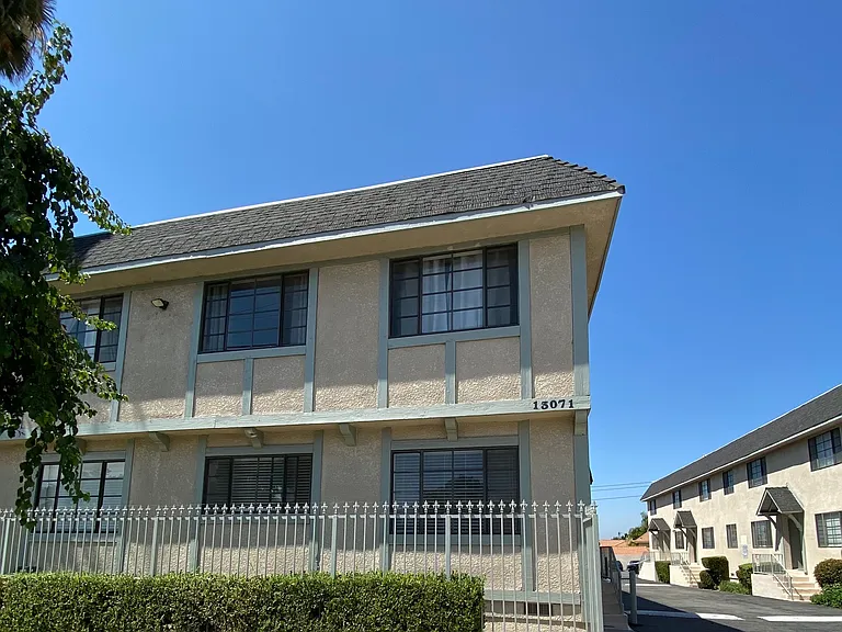 13071 San Fernando Rd #1 — Photo 4