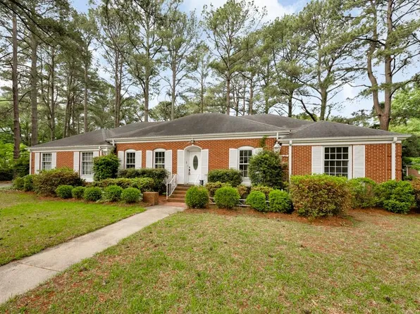 2944 Replica Ln, Portsmouth, VA 23703