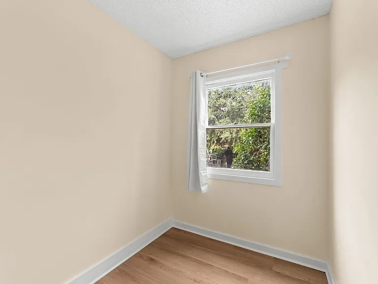507 N Vine Ave — Photo 18