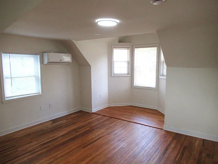 2306 S Columbus St — Photo 21