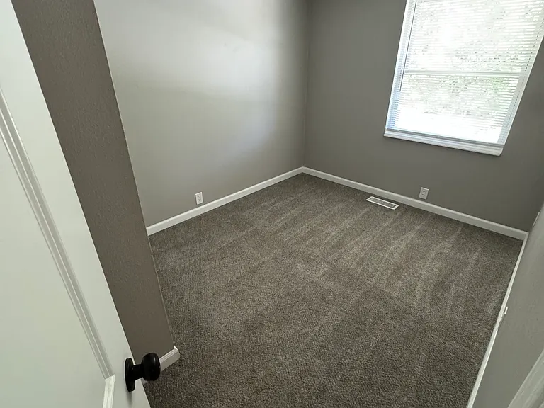 5430 Basore Rd — Photo 11
