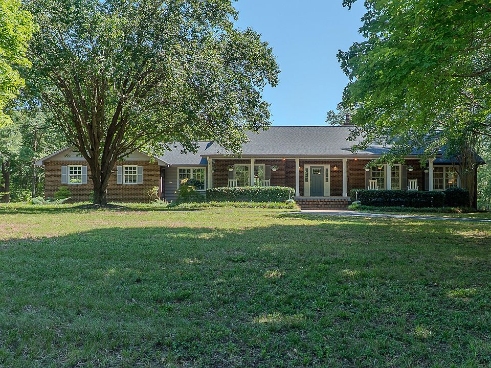 1st image of 5301 Sky Lane Dr