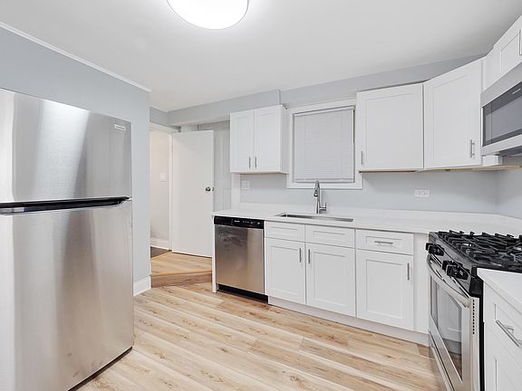 5th image of 3007 N Ashland Ave #1F