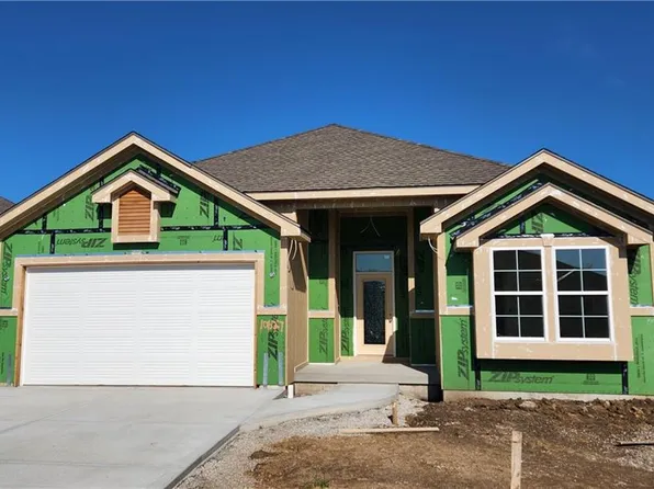 10627 N Bell St, Kansas City, MO 64155