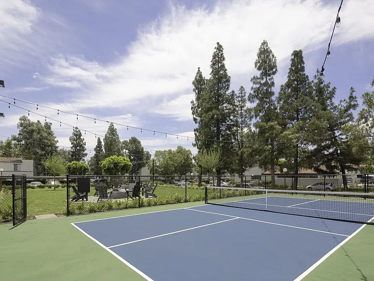 Breve Park — Photo 24