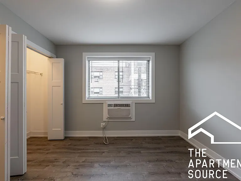 533 W Surf St #530-412 — Photo 9