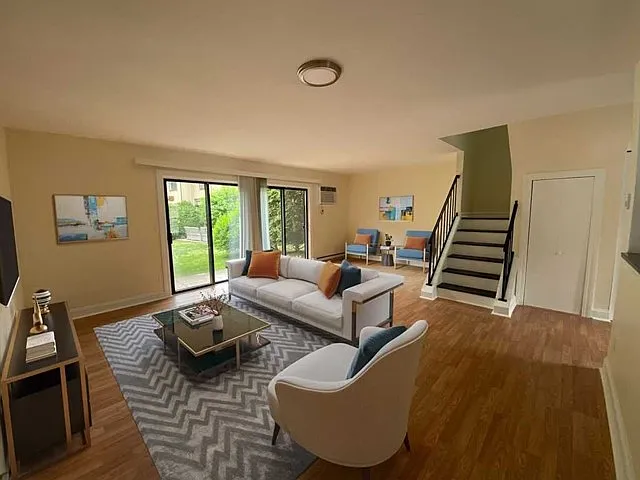 59 Hudson Heights Dr — Photo 12