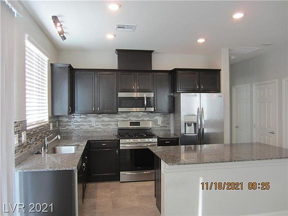 2nd image of 4319 Creekside Cavern Ave