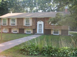 33 Rivervier Drive, Richmond, RI 02891