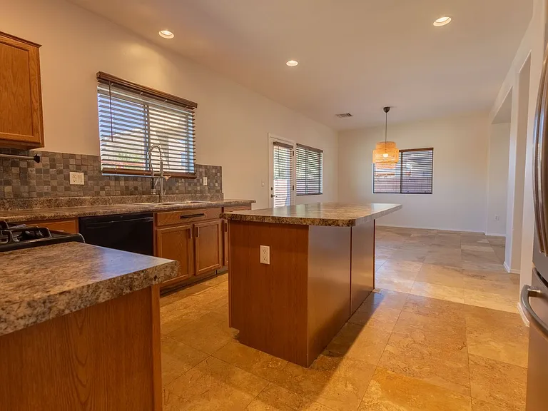 12821 N Fox Hollow Dr — Photo 9