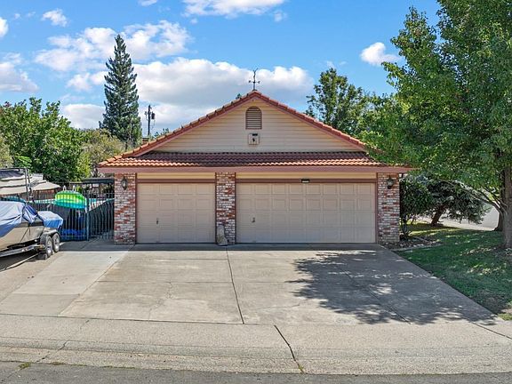 3rd image of 8343 Kaula Dr