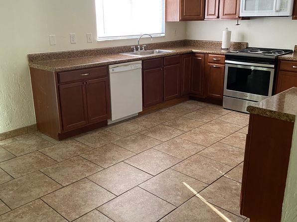 30 S Orchard St, Ormond Beach, FL 32174