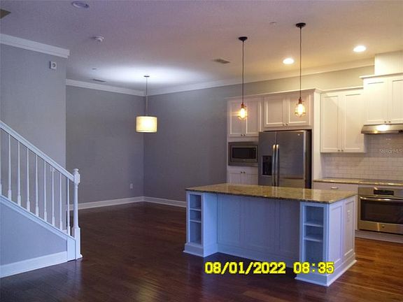 5th image of 13881 Benavente Ave