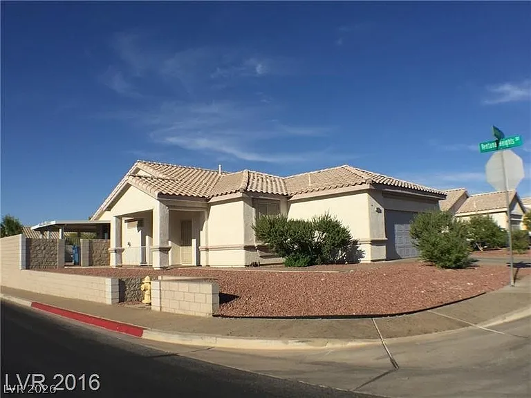1010 Seaside Daisy Ct — Photo 2