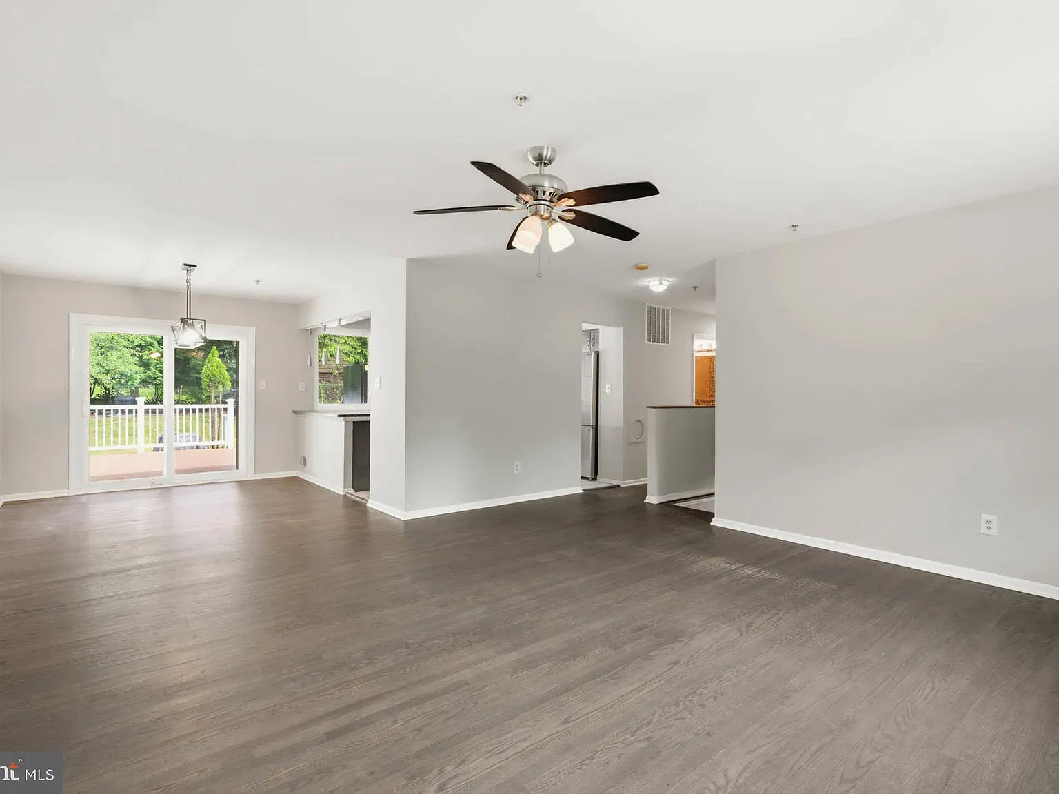 6 bed, 3.0 bath, 2668 sqft, $4,000 — Photo 4