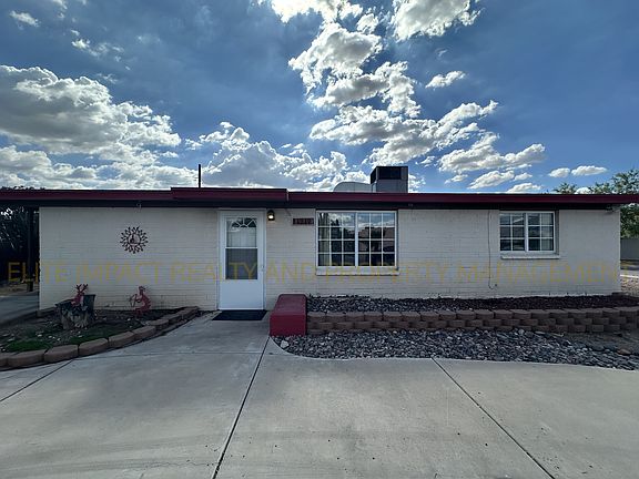 2nd image of 4049 N Ray Pl