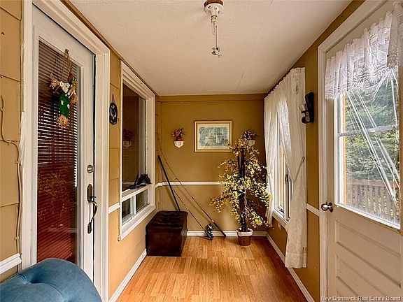 3rd image of 355 Saint Maure Rd