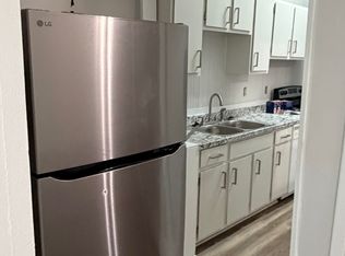 335 King St APT B, Charleston, SC 29401