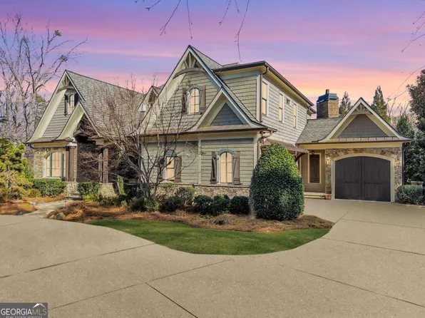 17 Waterside Dr SE, Cartersville, GA 30121