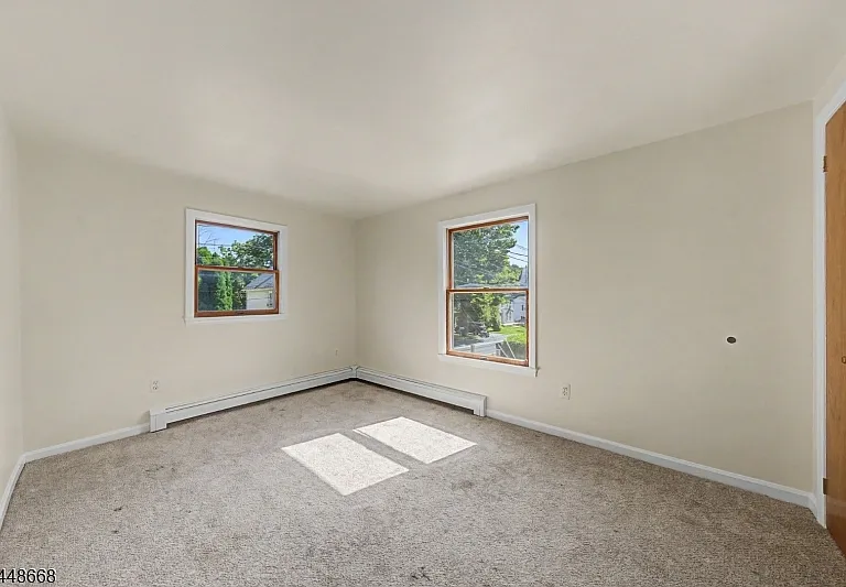 12 High St — Photo 37