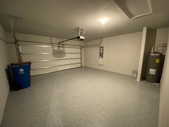 4th image of 3269 Wietzel Dr