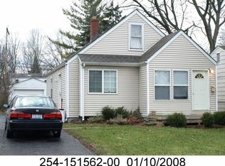 99 Rosslyn Ave, Columbus, OH 43214