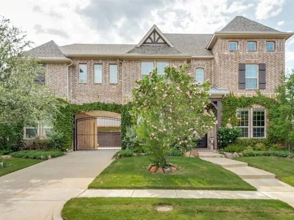 4648 Bronco Blvd, Carrollton, TX 75010