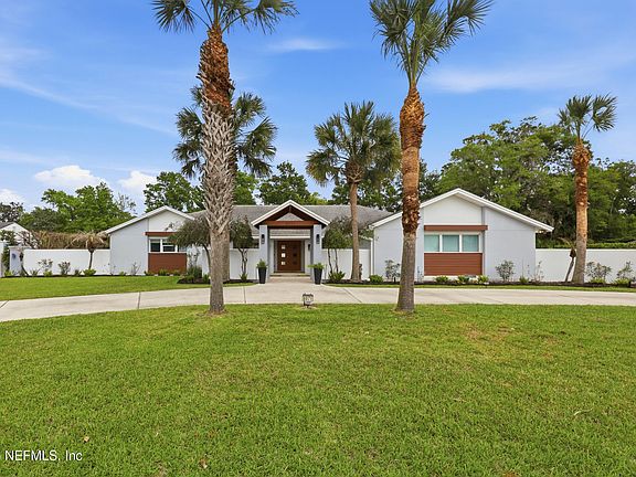 3rd image of 8071 PINE LAKE Road