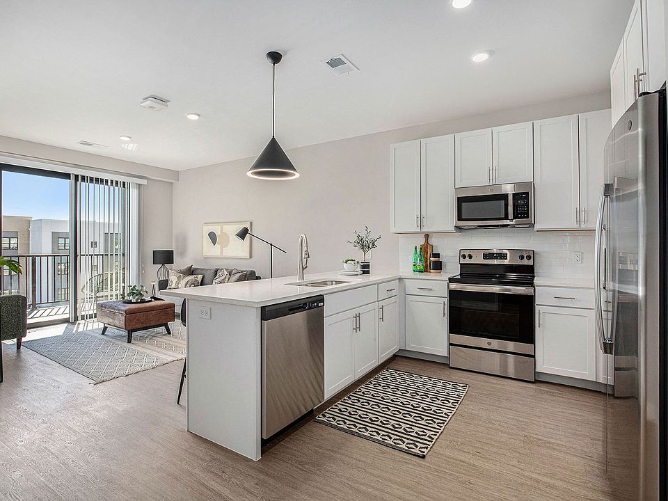 1st image of 2100 NW Lowenstein Dr #240