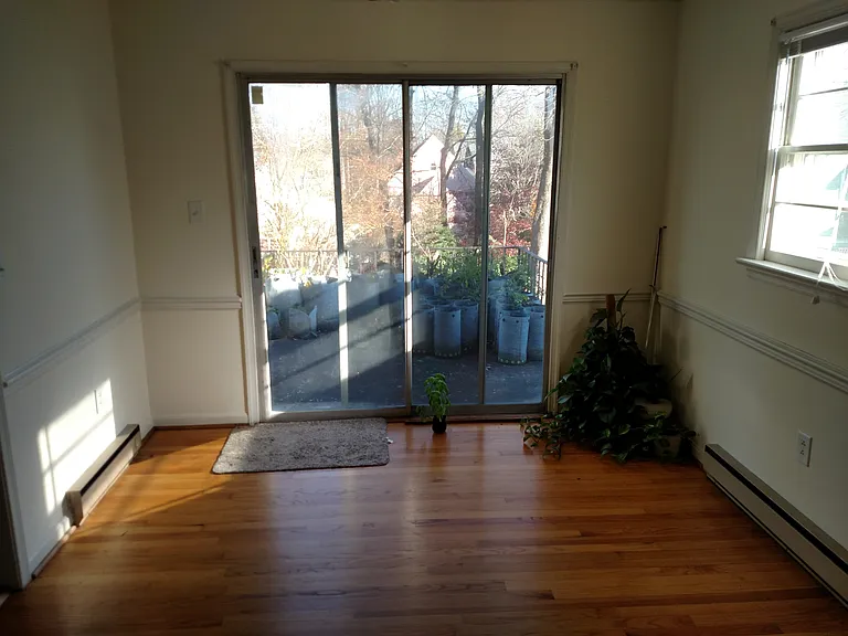 1204 Preston Ave — Photo 24