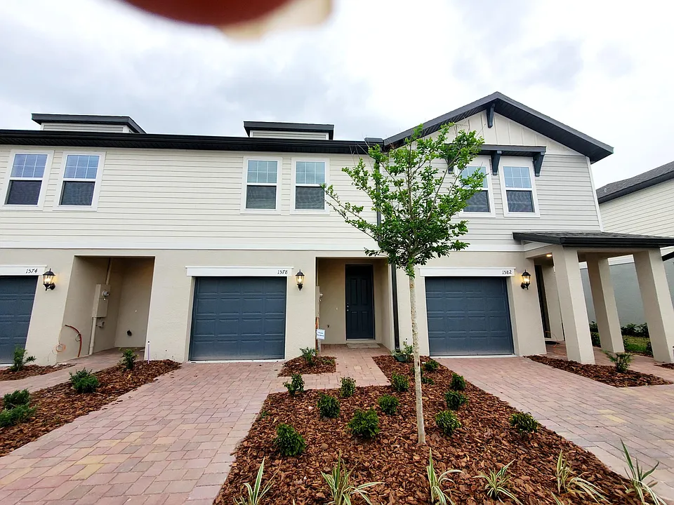 1578 Grand Rue Dr