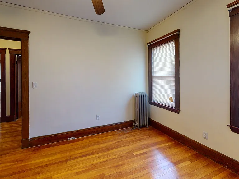 47-49 Rockwell St — Photo 19