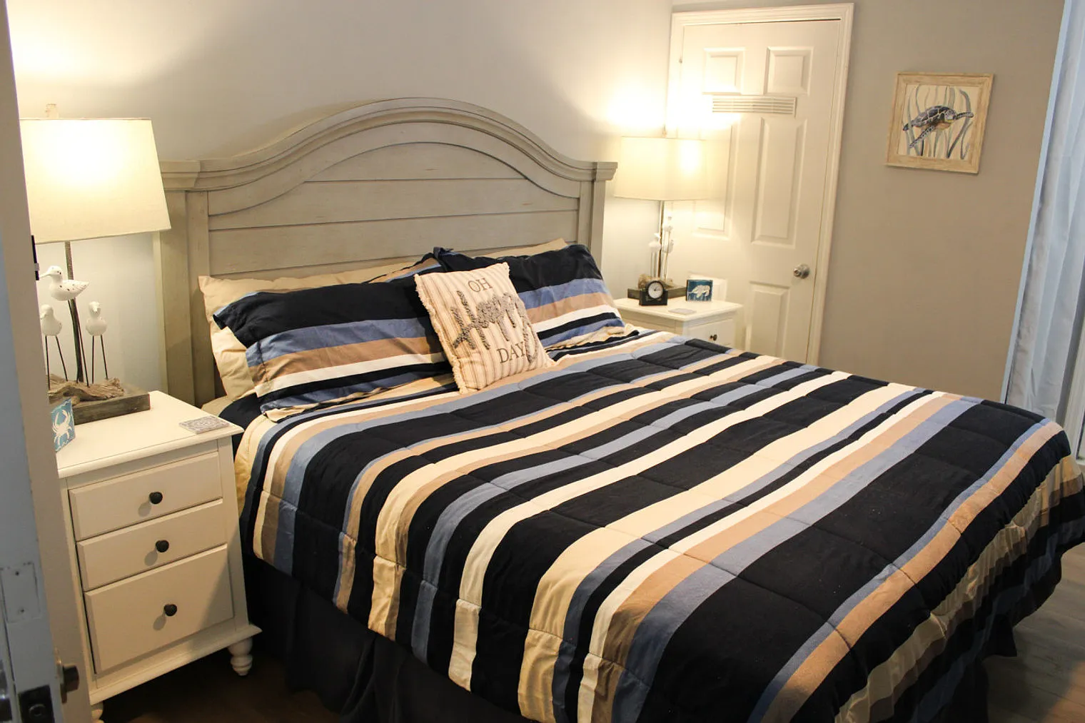 1 bed, 1.0 bath, 322 sqft, $1,417 — Photo 4