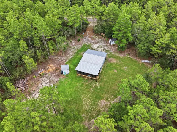 1743 Hinote Rd, Defuniak Springs, FL 32433