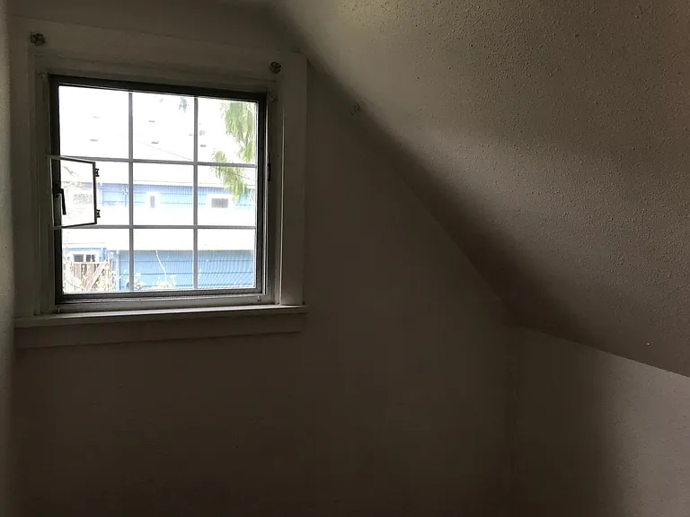 515 Foote St SW #2 — Photo 8