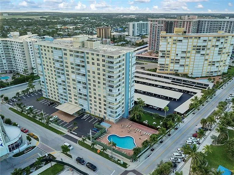 305 N Pompano Beach Blvd #606 — Photo 7