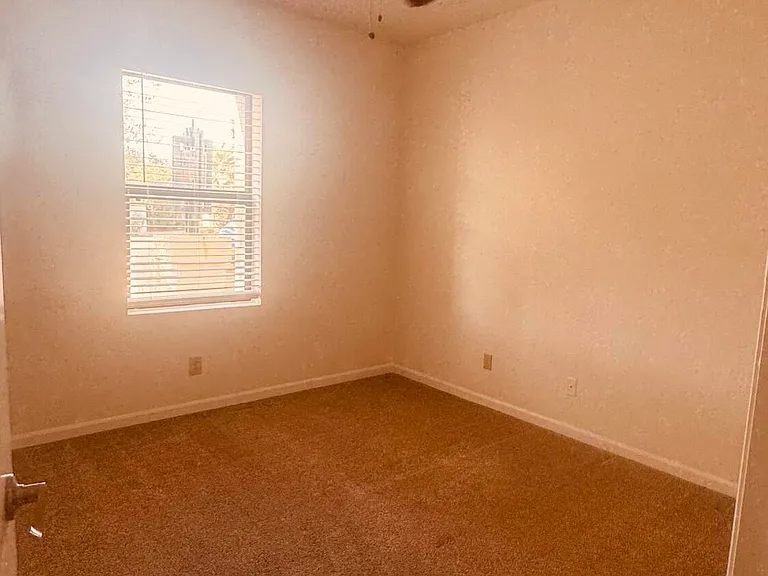 6707 E Kelton Ln — Photo 18