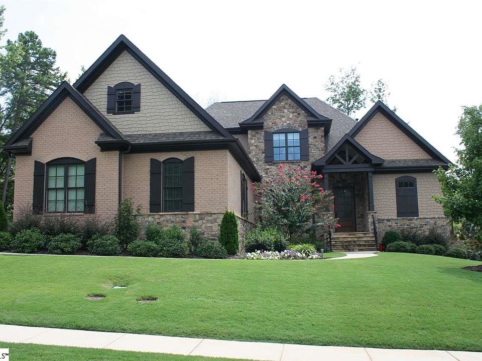 1st image of 10 Sable Glen Dr